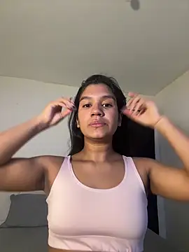 LyriaDiamond  online show from April 27, 8:39 pm