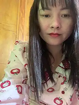 Little Muse78 online show from April 18, 5:21 am