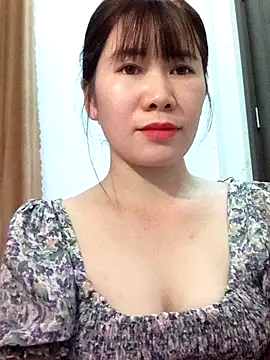 Bondgirl 9 online show from May 21, 3:32 pm