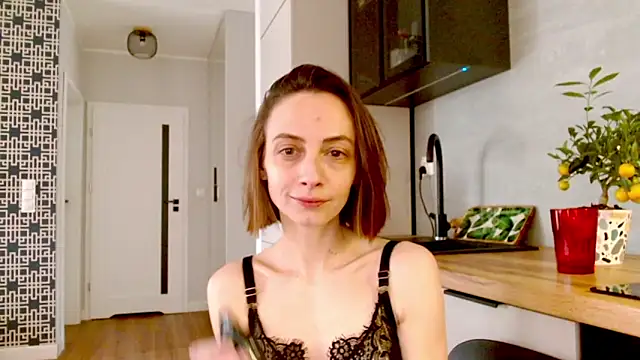 misssweet online show from May 19, 3:19 pm