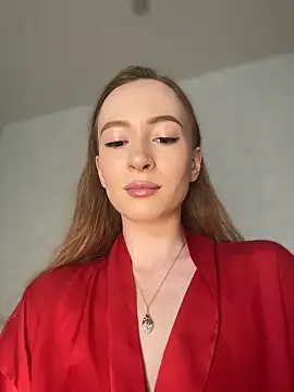 Little Candy 18 online show from June 12, 1:19 pm