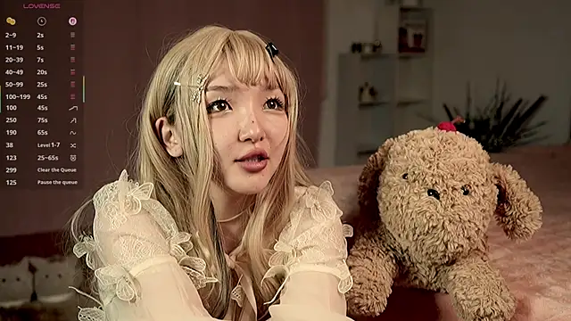 Linhmew online show from May 16, 8:52 pm