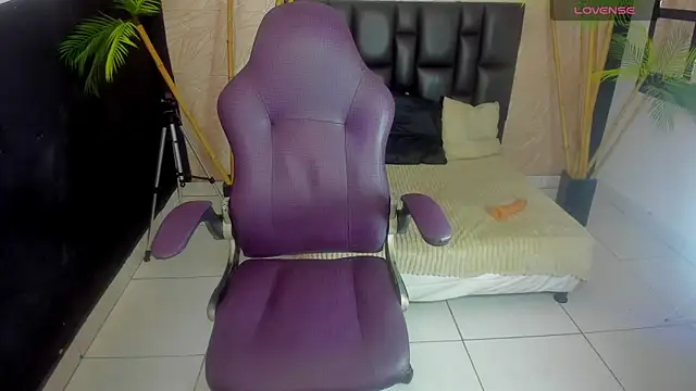 Epril Zoyert online show from March 20, 8:03 pm