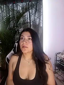 sckarlet1 online show from April 9, 6:13 pm