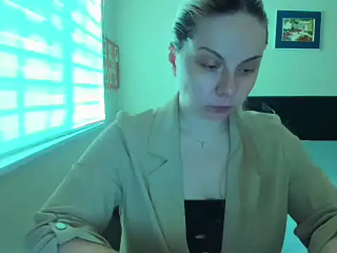 callme iva online show from April 5, 4:39 pm