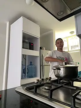 Sweetroseof online show from April 13, 3:35 pm