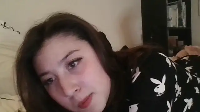 Silverbabyyy2007 online show from April 11, 7:45 am