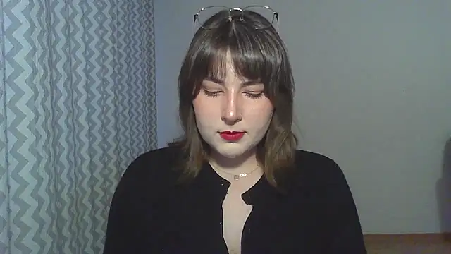 ClaraHard online show from June 12, 6:49 pm