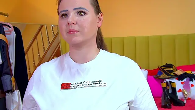 MelodyMoores online show from April 25, 1:41 pm