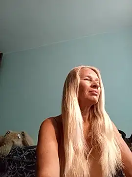 ViktoriaSexi1 online show from June 7, 7:04 am