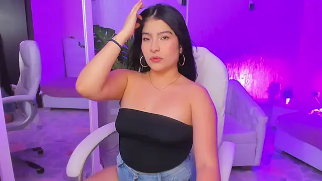 HannaLee333 online show from March 17, 2:37 am