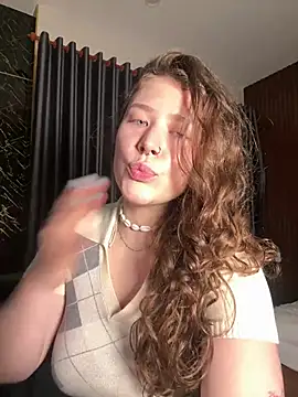 KristieKitty online show from August 8, 2:47 pm