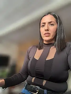 SamanthaWalker  online show from June 23, 3:21 pm