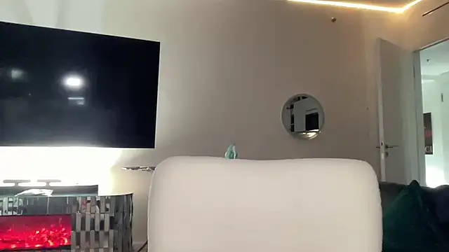AMBER HARD online show from June 7, 1:12 am