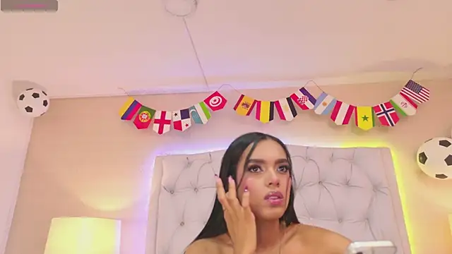 MeganRoseh online show from July 14, 7:51 pm