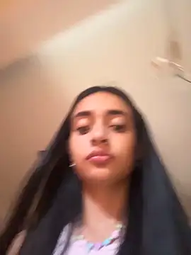 leilani X online show from April 10, 12:55 pm