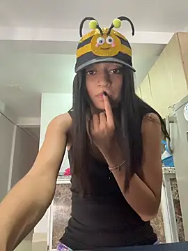 leilani X online show from April 14, 3:34 pm