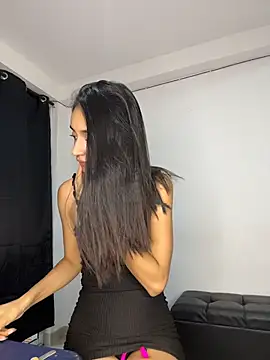 leilani X online show from April 27, 12:46 pm