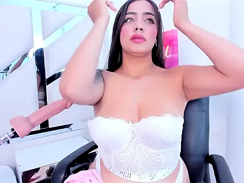 Sophia RousX online show from May 16, 12:13 am