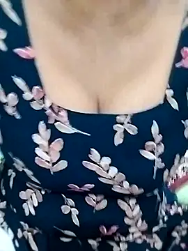 Sarika-lovely online show from March 11, 3:14 pm