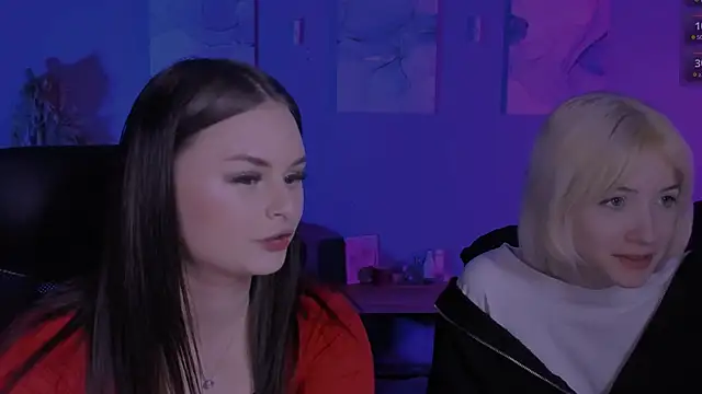  sabrina moore online show from April 22, 9:06 am