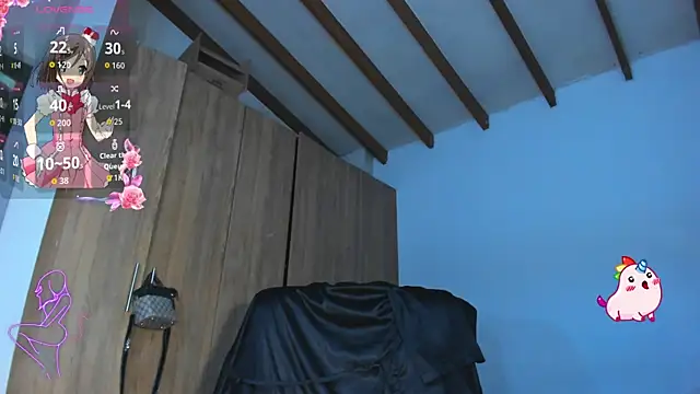 SkyeGabbyRose online show from June 24, 9:47 pm