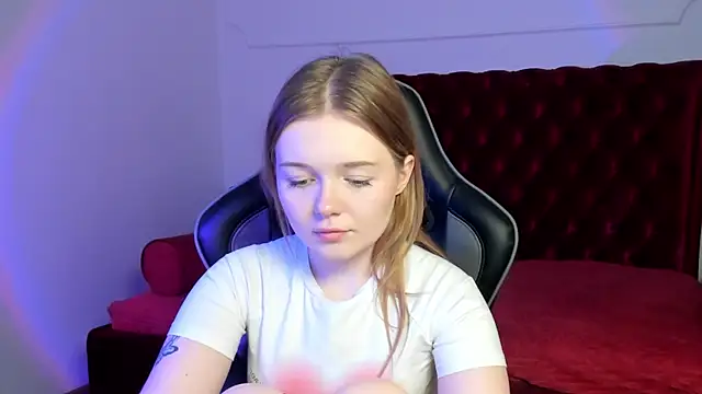 ElinaVale online show from May 25, 5:34 pm