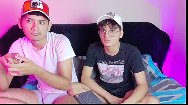 logan andrew online show from May 28, 9:56 pm