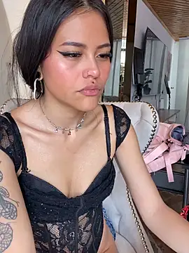 Cloe pink1 online show from March 14, 3:02 pm