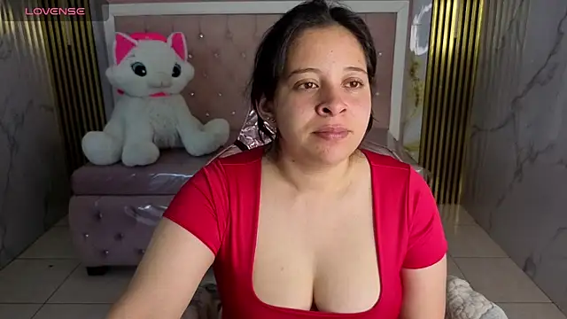 sara tellez s online show from June 4, 3:12 am