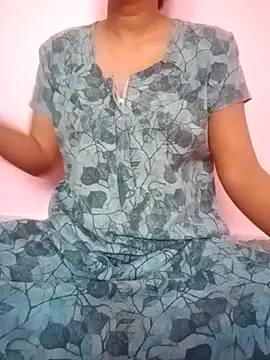 yesmam36 online show from April 18, 4:48 am