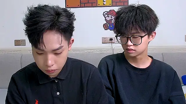 Similu-001 online show from April 16, 10:04 am