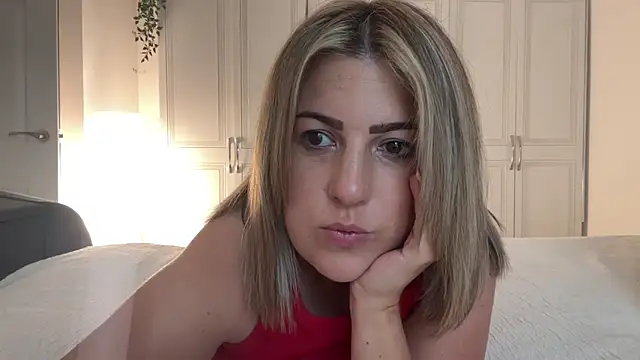 annabellewarick online show from June 16, 3:46 pm