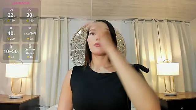 Adalyn Cute online show from June 1, 11:45 am