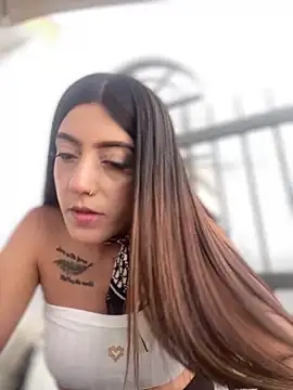 Electra Pinkk online show from April 4, 1:54 pm