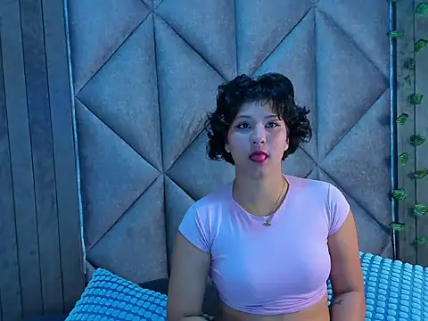 LaraSpark   online show from March 13, 11:44 am