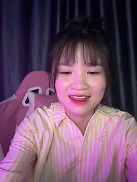 Cum-withyou online show from April 12, 9:45 am