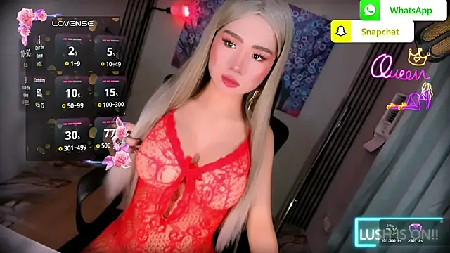 xBigSurpriseLorainex online show from May 18, 4:57 pm