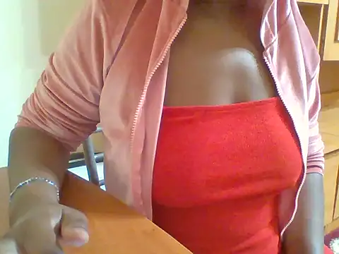 melaninebony2 online show from March 19, 6:18 am