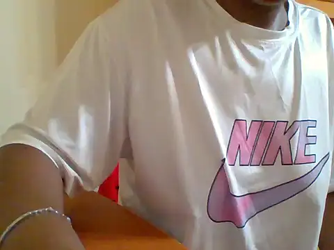 melaninebony2 online show from March 27, 8:26 am