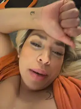 mxmxee online show from April 3, 4:10 am