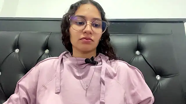 LoritaBreyfogle online show from March 12, 7:16 pm