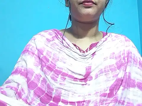 Emma 4433 online show from April 12, 5:49 pm