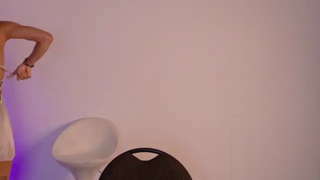 CathMeow  online show from July 25, 10:17 pm