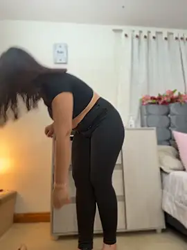 Isabella Roses  online show from May 26, 11:04 pm