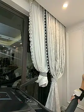 Abb-wen online show from March 19, 1:59 pm