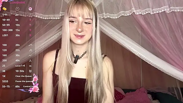 OnlyEva1 online show from April 1, 8:59 am