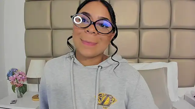lilly williamss online show from June 4, 3:55 am