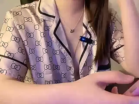 hunhun122 online show from April 18, 7:58 pm