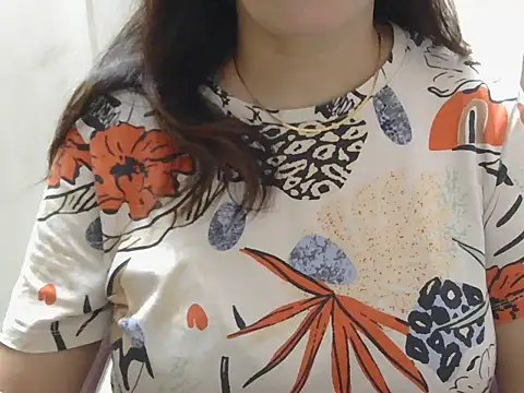 spicy Zara online show from June 30, 12:15 pm